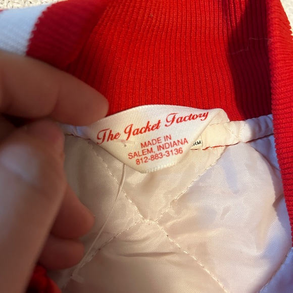 Indiana Hoosiers satin bomber jacket. - Picture 8 of 12